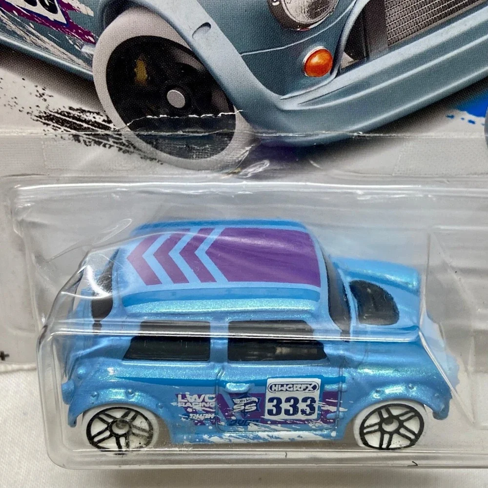 Hot Wheels Mini Morris 231/365 Light Blue HW Snow Stormers 2/5 Die-cast 1:64 Car